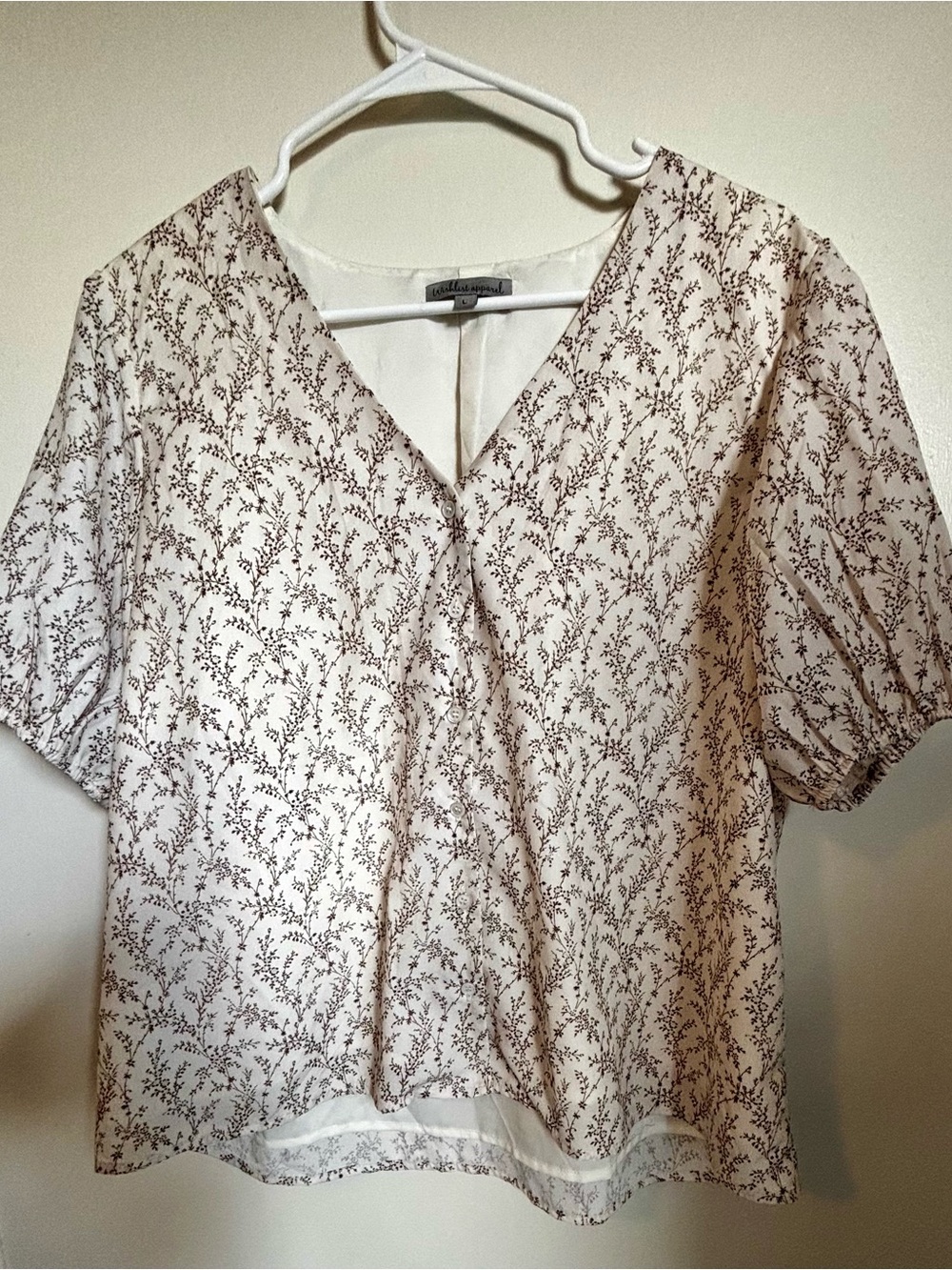 V-Neck Floral Puff Sleeve Blouse in Cream and Brown